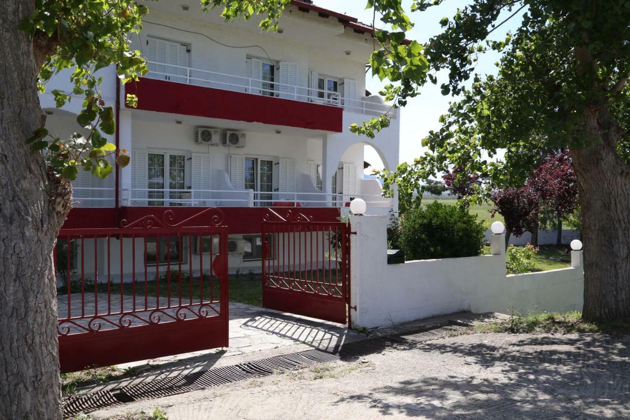 Betahomes- Summer Fourka Exterior foto